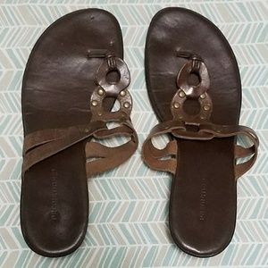 💰 CLEARANCE Predictions brown leather sandals, 7